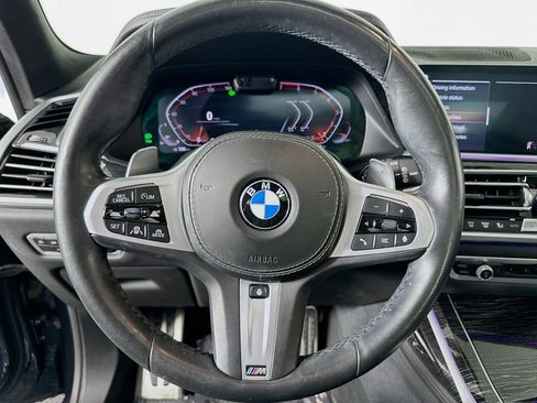 Used 2019 BMW X7 xDrive50i w/ M Sport Package image 13