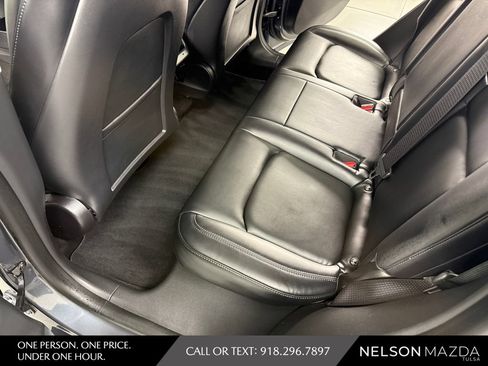 Used 2021 Tesla Model Y Long Range AWD/4WD image 30