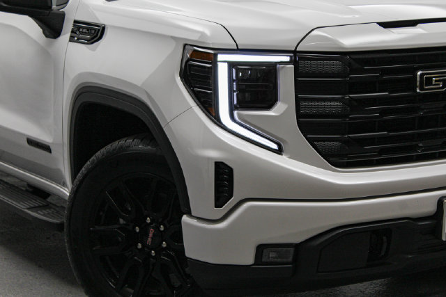 New 2026 GMC Sierra 1500 Elevation w/ Preferred Package AWD/4WD image 3