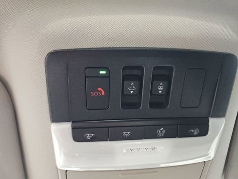 New 2026 Nissan Pathfinder Platinum AWD/4WD image 17