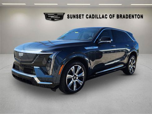 New 2025 Cadillac Escalade IQ Luxury 2 image 3