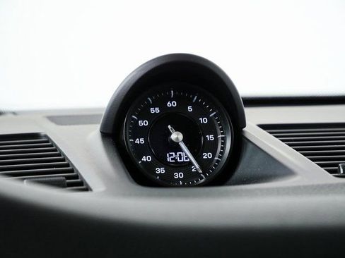 Certified 2025 Porsche 911 Carrera T image 18