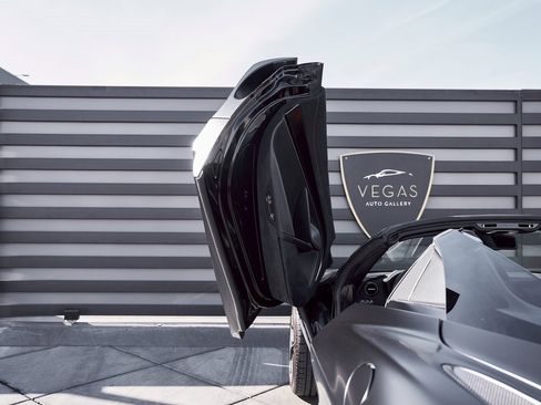 Used 2020 McLaren 720S image 30