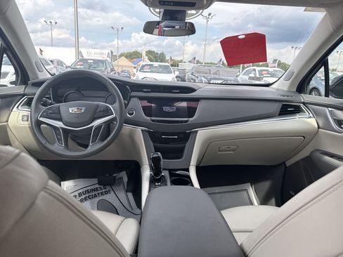 Certified 2022 Cadillac XT5 Premium Luxury image 29