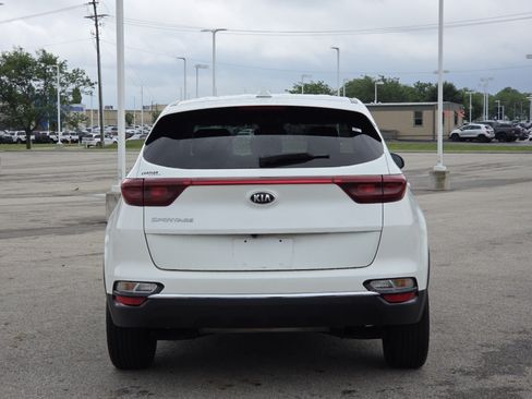 Used 2022 Kia Sportage LX AWD/4WD image 16