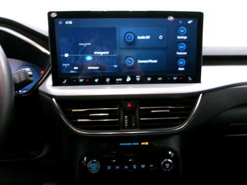 Used 2024 Ford Escape Platinum image 11