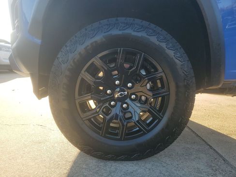 Used 2025 Chevrolet Colorado Trail Boss image 7