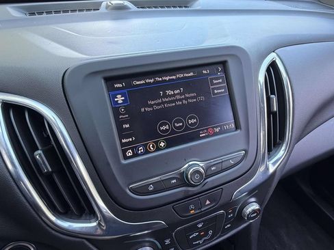 Used 2023 Chevrolet Equinox LT AWD/4WD image 17