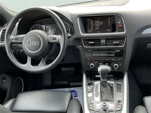 Used 2017 Audi Q5 2.0T Premium Plus w/ Technology Package image 36
