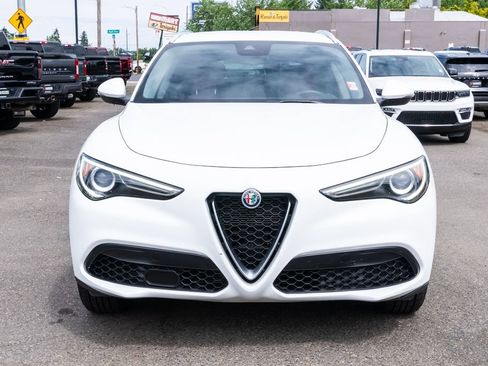 Used 2021 Alfa Romeo Stelvio Sprint RWD image 2