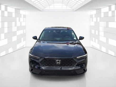 Used 2023 Honda Accord EX-L image 2