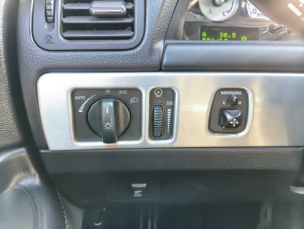Used 2003 Ford Thunderbird RWD image 15