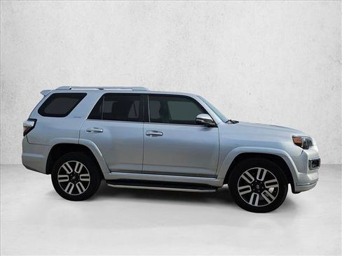 Used 2016 Toyota 4Runner Limited image 4