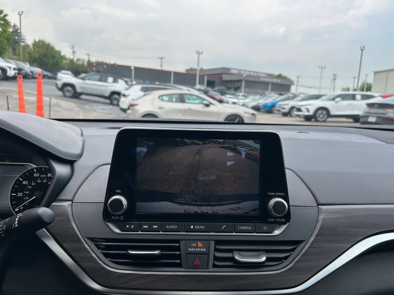 Used 2026 Nissan Altima 2.5 SV FWD image 19