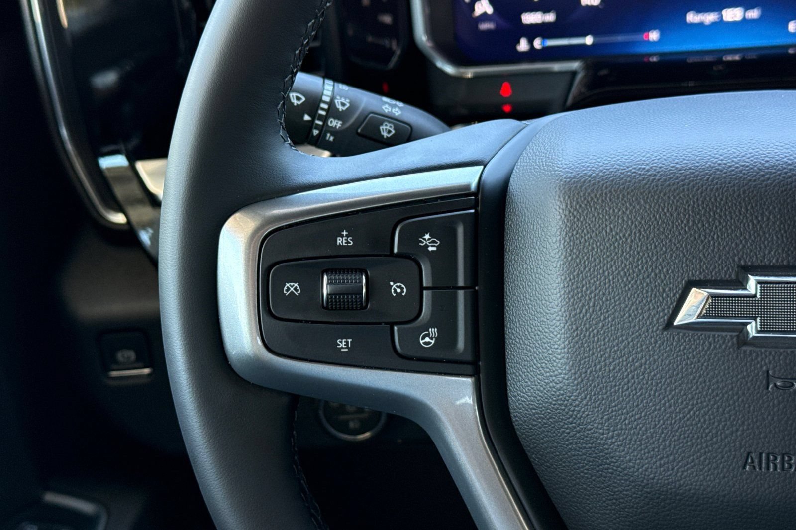 Used 2026 Chevrolet Silverado 1500 RST w/ LPO, Dark Essentials Package AWD/4WD image 35