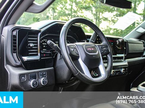 Used 2025 GMC Sierra 1500 SLT RWD image 21