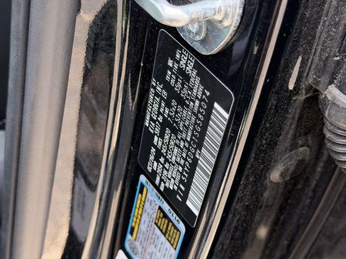 Used 2025 Kia Telluride S AWD/4WD image 26