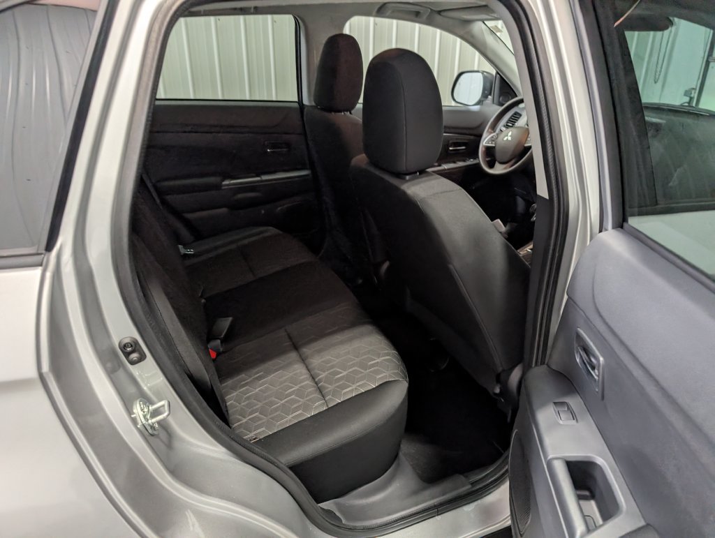 Used 2026 Mitsubishi Outlander Sport ES AWD/4WD image 24