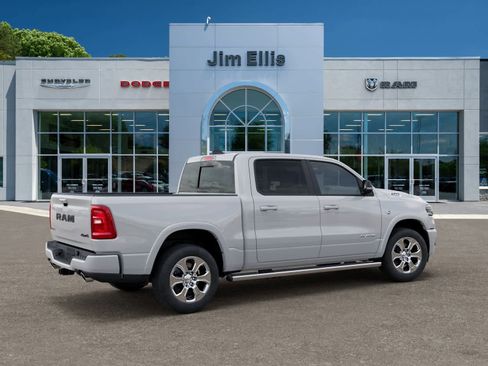 New 2026 RAM 1500 Big Horn AWD/4WD image 4