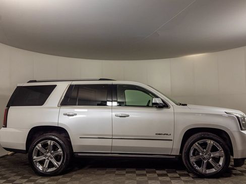 Used 2016 GMC Yukon Denali w/ Open Road Package AWD/4WD image 28