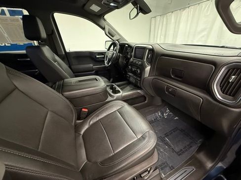 Used 2020 Chevrolet Silverado 1500 LTZ AWD/4WD image 9