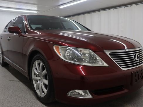 Used 2009 Lexus LS 460 AWD image 1
