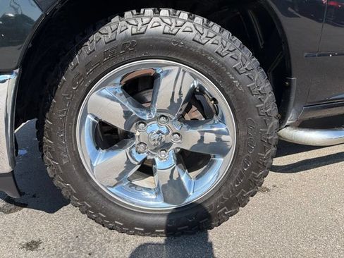 Used 2017 RAM 1500 Big Horn AWD/4WD image 9