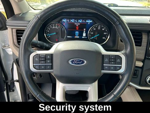 Used 2022 Ford Expedition Limited image 20