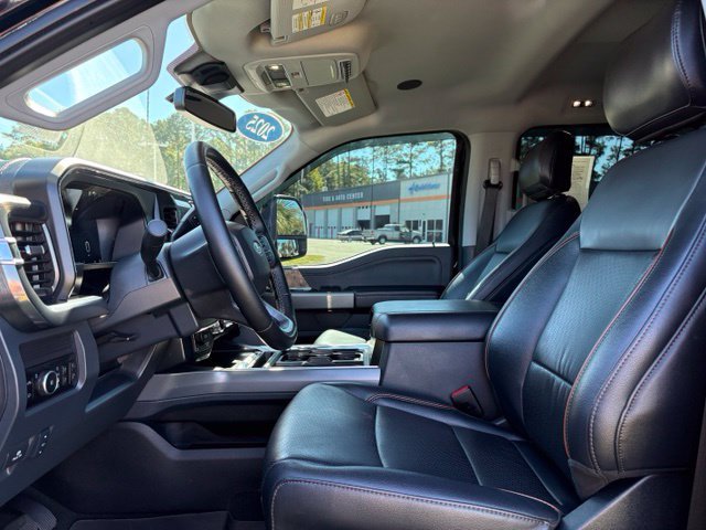 Used 2025 Ford F350 Lariat w/ Lariat Ultimate Package AWD/4WD image 9