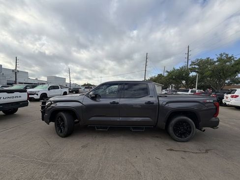 Used 2023 Toyota Tundra SR5 w/ SR5 Convenience Package image 8