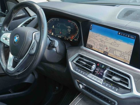 Used 2020 BMW X7 xDrive40i w/ Premium Package image 11