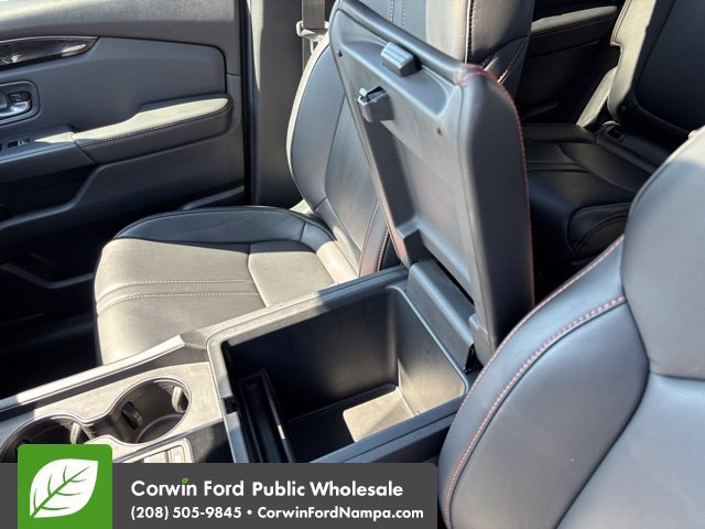 Used 2025 Honda Pilot TrailSport image 24