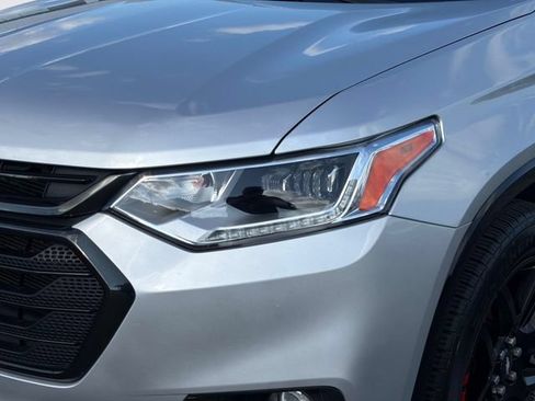 Used 2021 Chevrolet Traverse Premier w/ Redline Edition AWD/4WD image 9