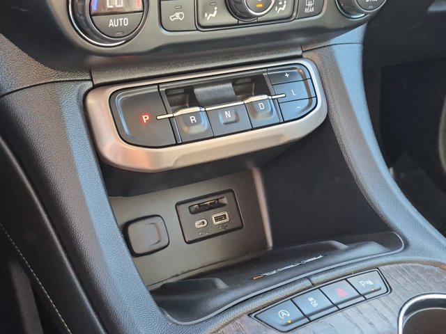 Used 2021 GMC Acadia Denali w/ Denali Ultimate Package AWD/4WD image 12