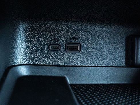 New 2026 Chevrolet Traverse LT w/ Midnight/Sport Edition image 25