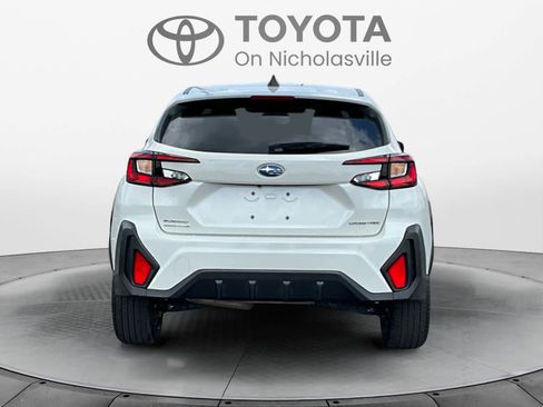 Used 2025 Subaru Crosstrek 2.0i AWD/4WD image 5
