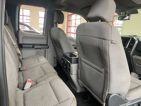 Used 2016 Ford F150 XLT w/ Equipment Group 302A Luxury AWD/4WD image 28