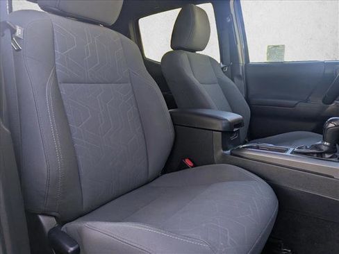 Used 2019 Toyota Tacoma TRD Off-Road image 21