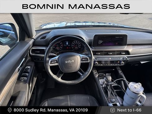 Used 2022 Kia Telluride EX w/ EX Premium Package image 3