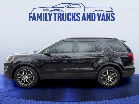 Used 2016 Ford Explorer Sport w/ Equipment Group 401A image 2