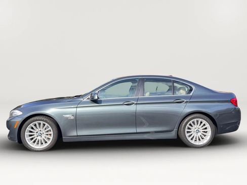 Used 2011 BMW 535i xDrive Sedan image 6