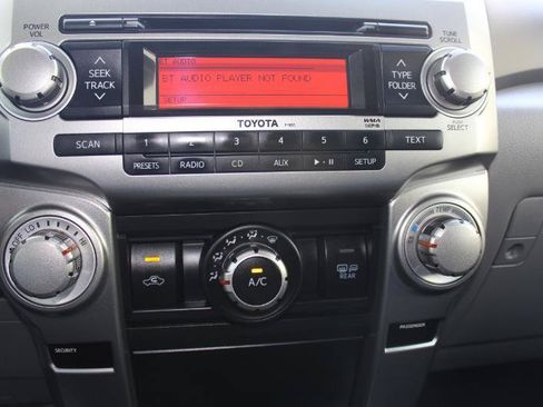 Used 2012 Toyota 4Runner SR5 AWD/4WD image 29