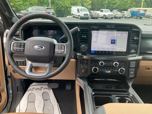 New 2026 Ford F350 Lariat w/ Lariat Premium Package AWD/4WD image 25