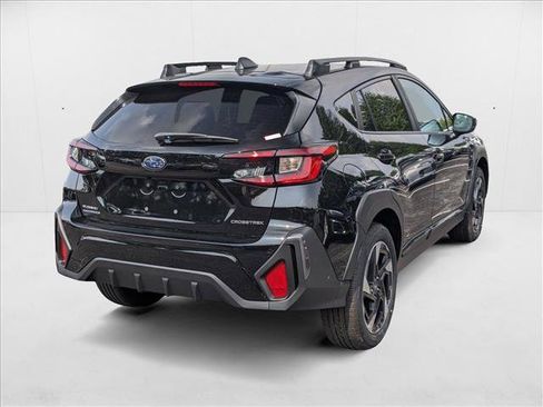 Used 2025 Subaru Crosstrek 2.5i Limited w/ Crosstrek Mirror Package image 2
