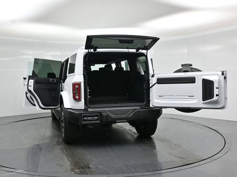 New 2026 Ford Bronco Outer Banks image 33