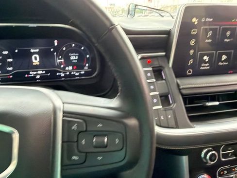 Used 2023 GMC Yukon XL SLT w/ SLT Premium Package AWD/4WD image 15