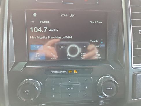 Used 2016 Ford F150 XLT w/ Equipment Group 302A Luxury image 16