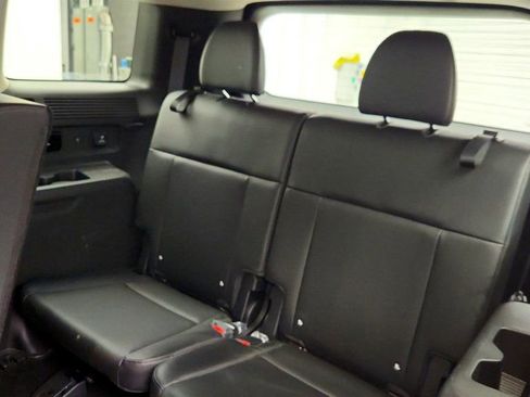 Used 2024 Hyundai Santa Fe Limited AWD/4WD image 21