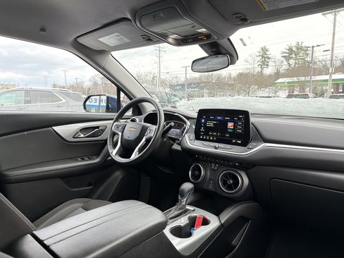 Used 2023 Chevrolet Blazer LT image 16