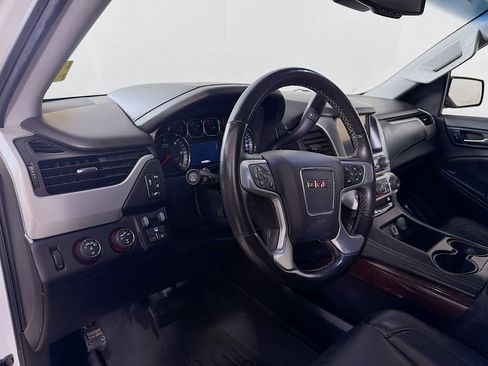 Used 2015 GMC Yukon XL SLT w/ Open Road Package AWD/4WD image 10